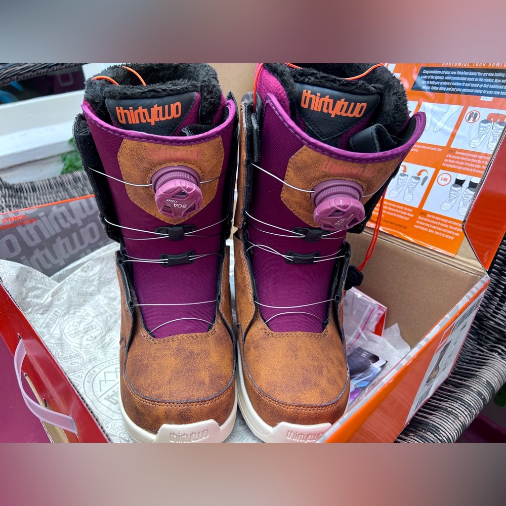 32 Women’s Snowboard Boots